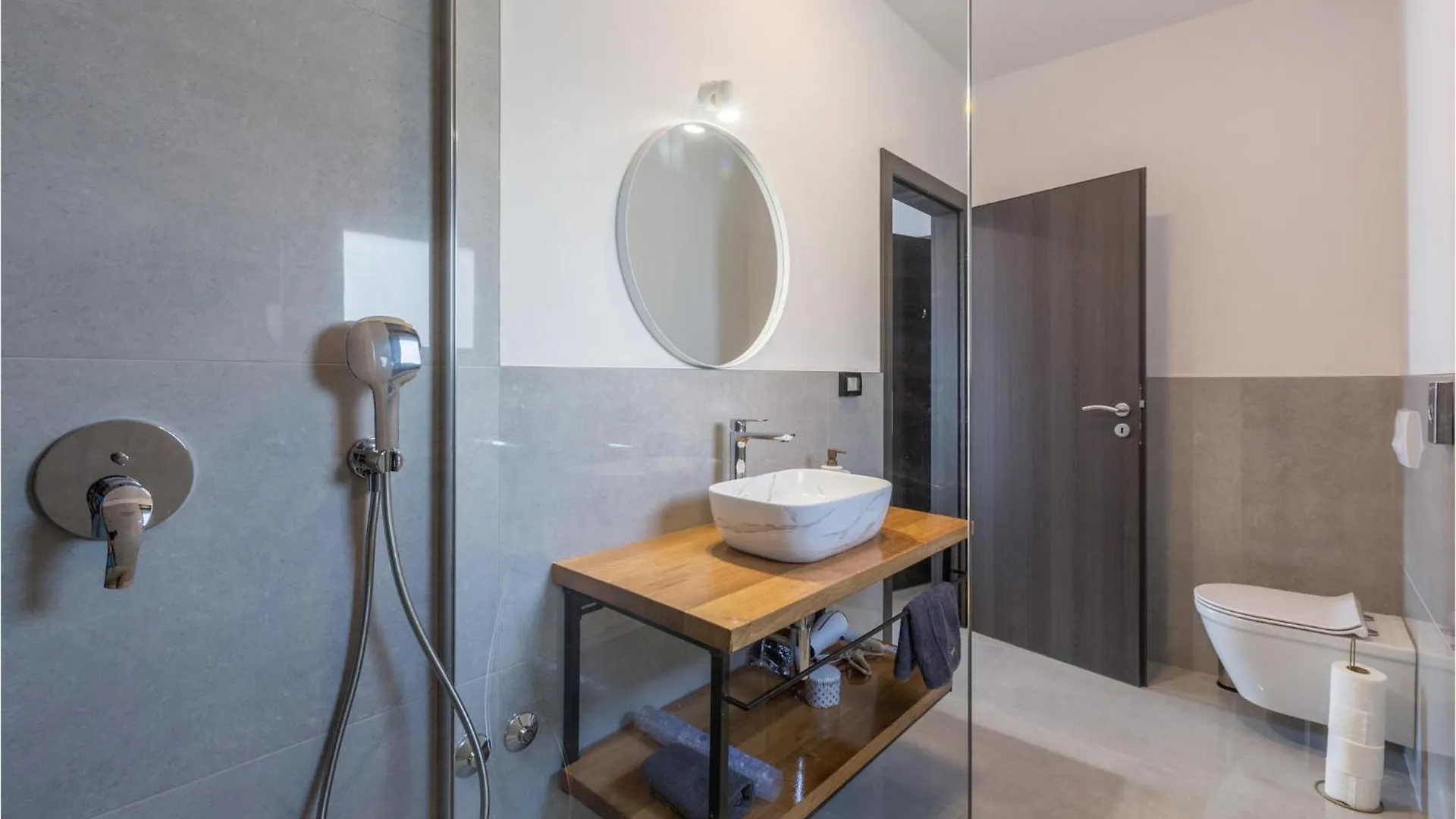 4 Bedroom Beautiful Home In Rovinjsko Selo