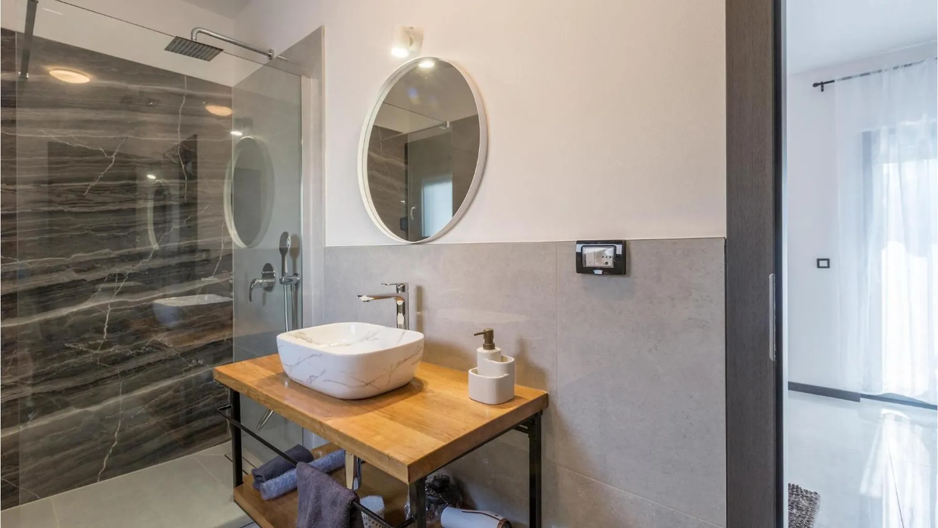 Holiday home 4 Bedroom Beautiful Home In Rovinjsko Selo