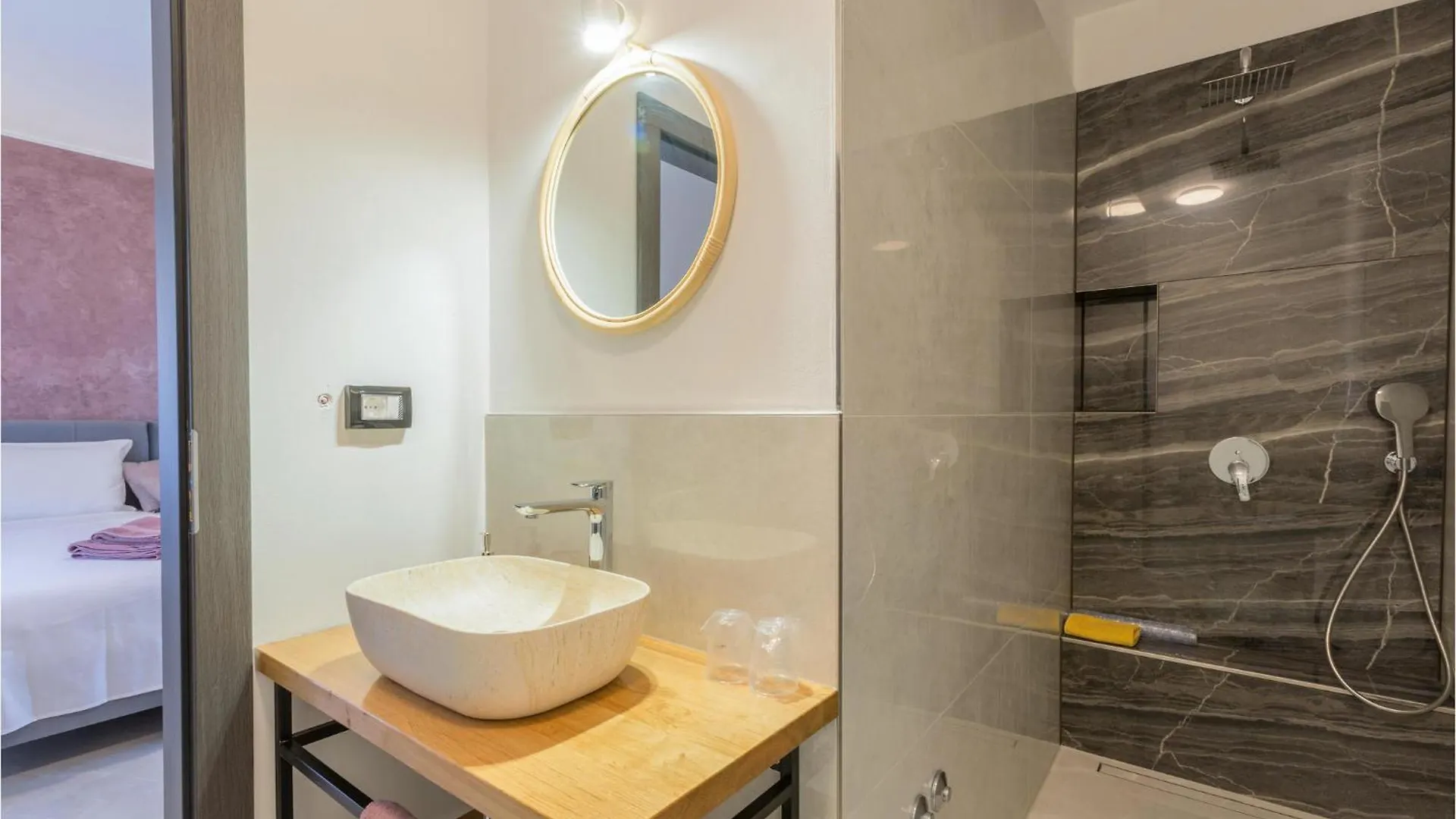 Holiday home 4 Bedroom Beautiful Home In Rovinjsko Selo